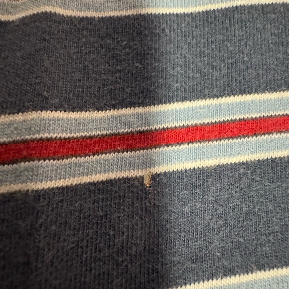 💥NEW LISTING💥 Bundle of 5 24 mos/2T shirts - Picture 13 of 13